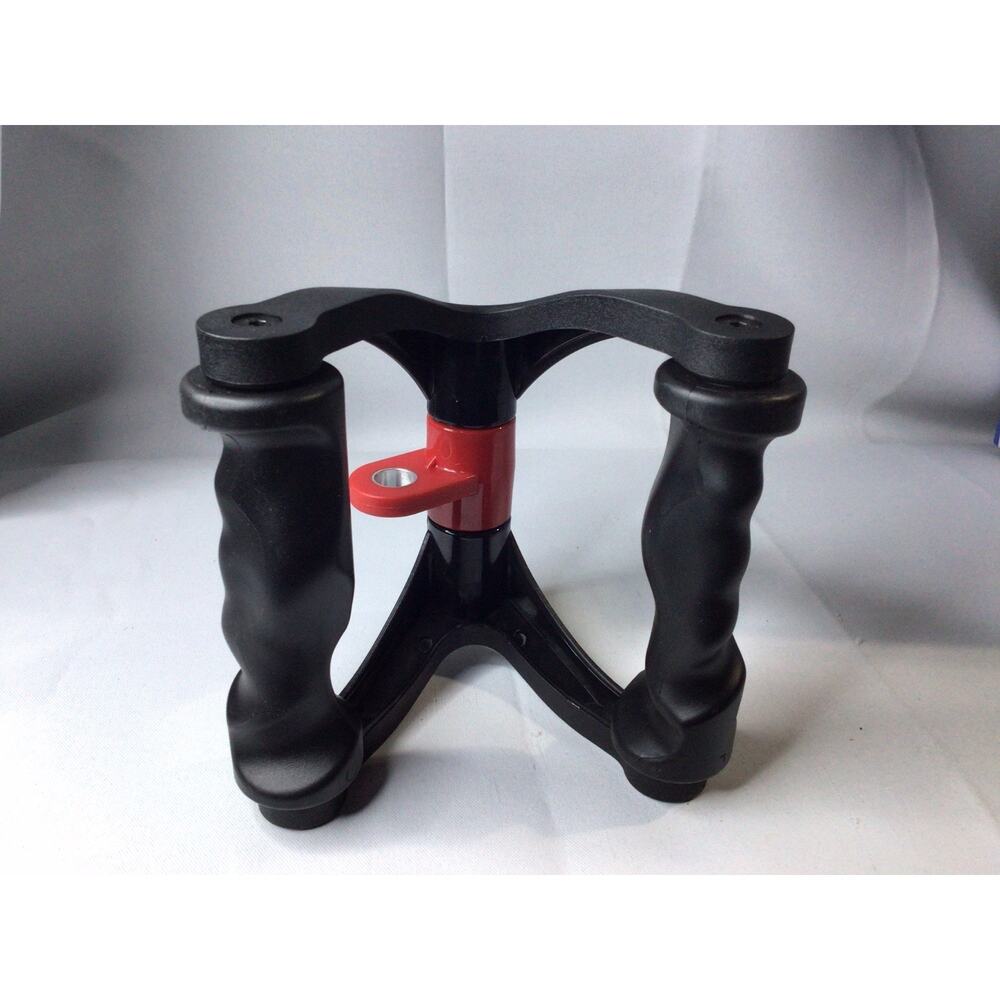 Double D Handle Cable Attachment - Triangle V Bar Grip for LAT Pulldown - Picture 11 of 13